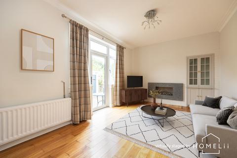 45 Duddingston View, Edinburgh, EH15 3LZ