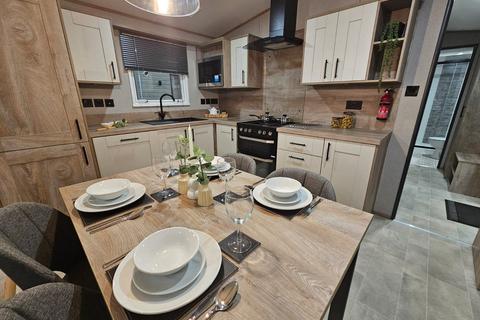 2 bedroom lodge for sale, Leeds LS20