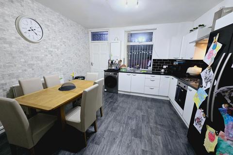 3 bedroom terraced house for sale, Southfield Lane, Bradford, BD5