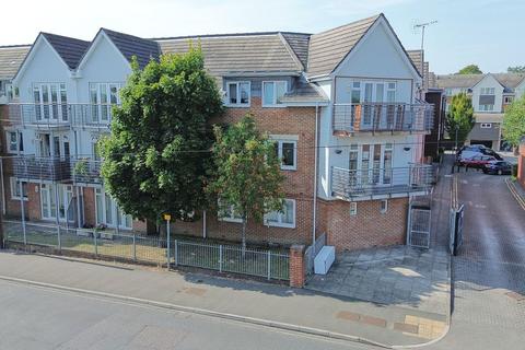 1 bedroom flat for sale, Old Dairy Close, Fleet GU51