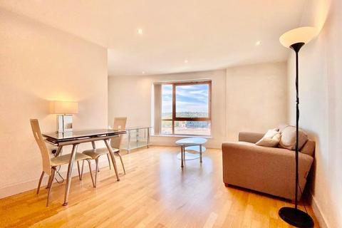 1 bedroom flat for sale, Clarence House, Leeds Dock