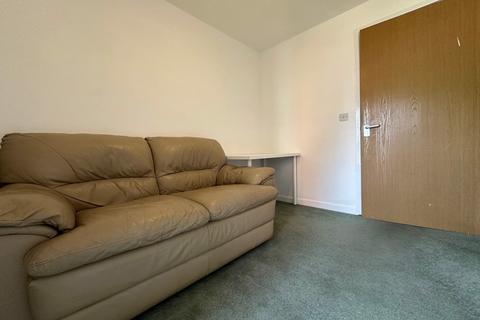 2 bedroom flat to rent, Sheffield S3