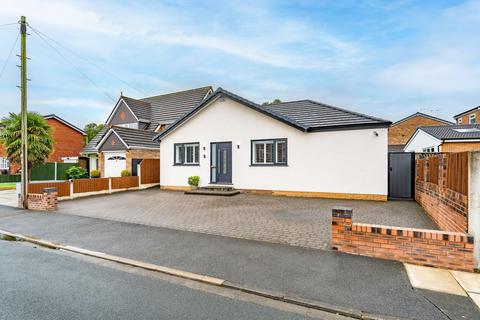 2 bedroom detached bungalow for sale, Baileys Close, Widnes WA8