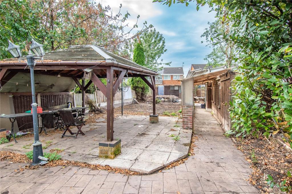 Broad Street, Bromsgrove... 3 bed semidetached house for sale £225,000