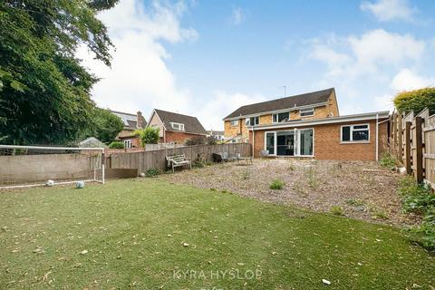 4 bedroom semi-detached house for sale, Grainger Close, Exeter EX2