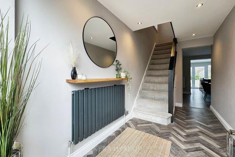 4 bedroom semi-detached house for sale, Grainger Close, Exeter EX2