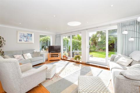 4 bedroom detached house for sale, Norfolk Way, Bognor Regis, West Sussex