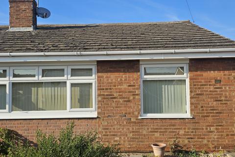 2 bedroom bungalow to rent, Wakelyn Road, Whittlesey, PE7