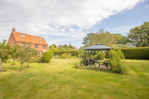 6 bedroom detached house for sale, Croxton Road, Fulmodestone