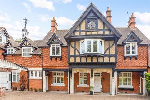 3 bedroom apartment for sale, Kings Yard, Ascot