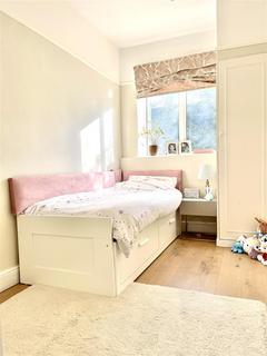 1 Kings Yard, Ascot, SL5 8AH