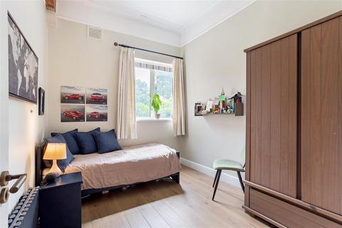 1 Kings Yard, Ascot, SL5 8AH