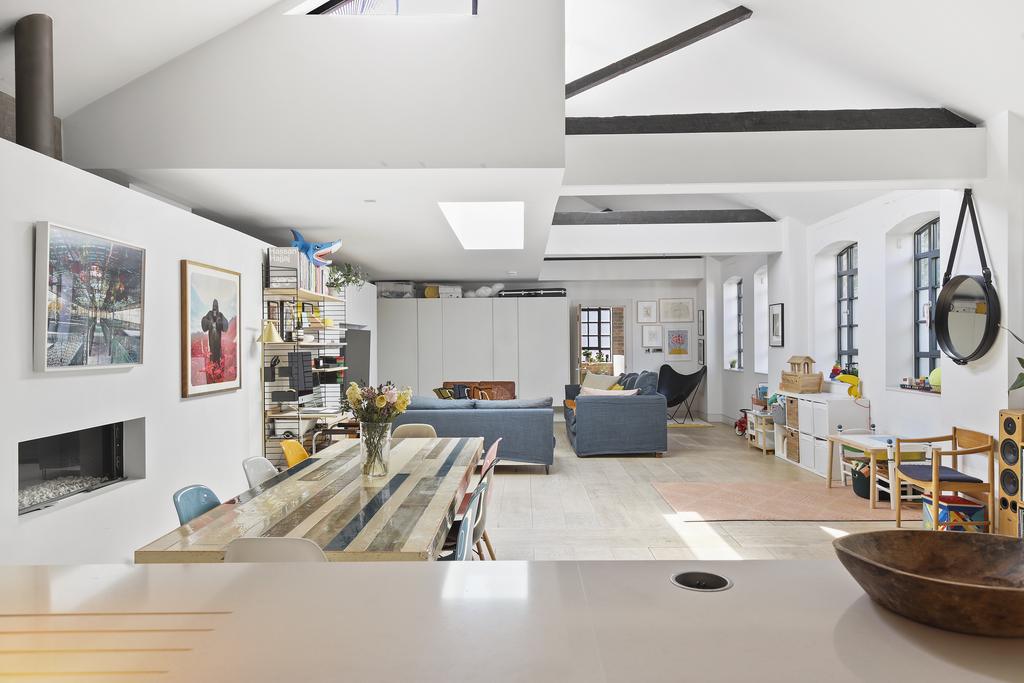 Open Plan Kitchen/reception