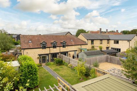 3 bedroom barn conversion for sale, Flax Yard, Milton Keynes MK14