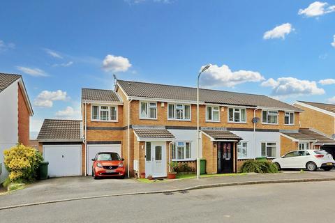 4 bedroom end of terrace house for sale, Brynderwen, Pontypridd CF37