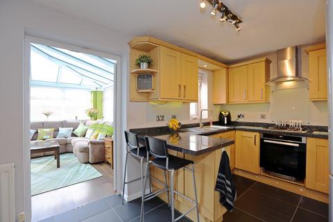 38 Brynderwen, Cilfynydd, Pontypridd, CF37 4EX