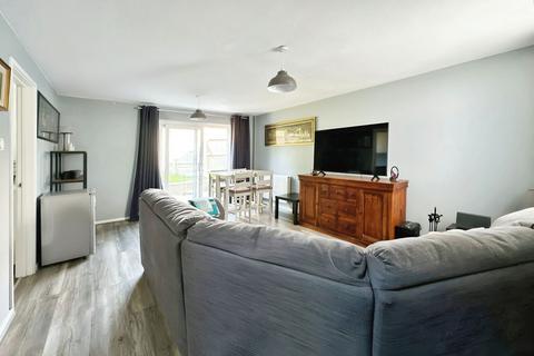 3 bedroom detached house for sale, Stafford Grove, Milton Keynes MK5