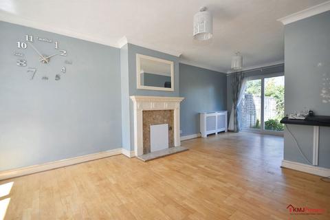 2 bedroom terraced house for sale, Medway Drive