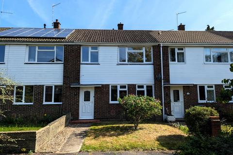 3 bedroom house to rent, Romsey   Hogarth Close   UNFURNISHED