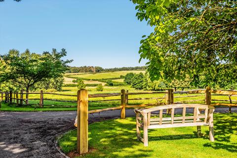 5 bedroom farm house for sale, Shackleford, Godalming, Surrey, GU8