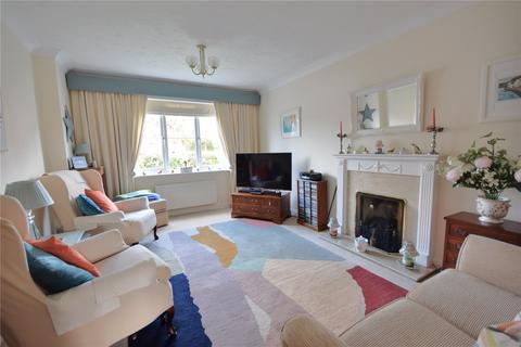 3 Alberta Drive, Smallfield, Horley, RH6 9QU