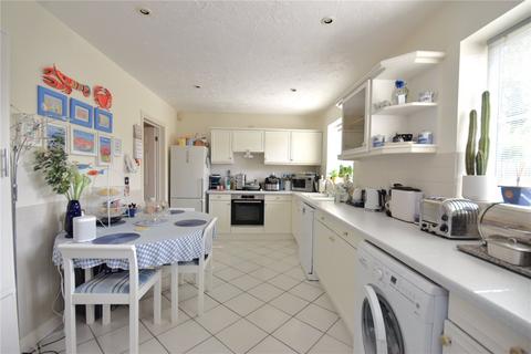 3 Alberta Drive, Smallfield, Horley, RH6 9QU