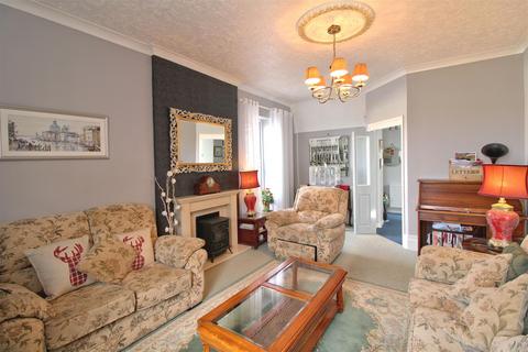 3 bedroom flat for sale, Clarence Road, Hunstanton