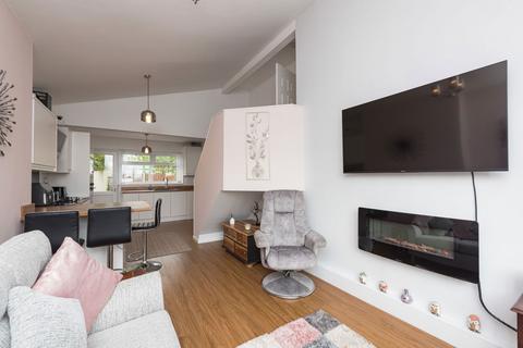 6 Morlings Drive, Burntwood, WS7 2ED