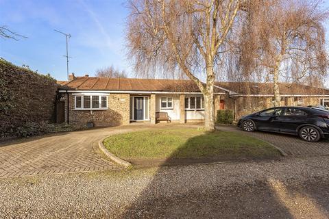 4 bedroom detached bungalow for sale, The Pleasance, Harpenden