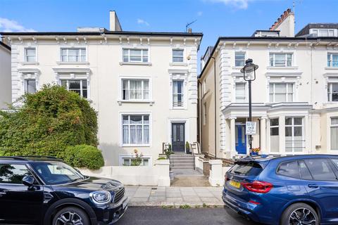 2 bedroom apartment for sale, Belsize Square, Belsize Park NW3