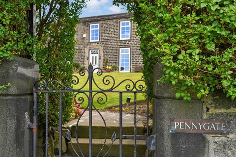 5 bedroom detached house for sale, Micklefield Lane, Rawdon, Leeds