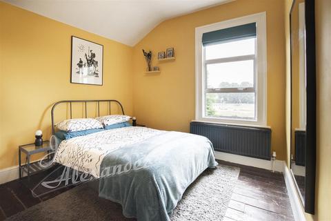 96 Richmond Road, Thornton Heath, CR7 7QD