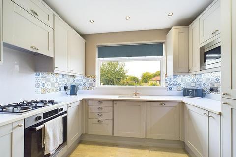 18 Harper Crescent, Idle, Bradford, BD10 9RY