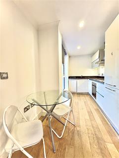 1 bedroom flat to rent, Trinity Mews, London E1