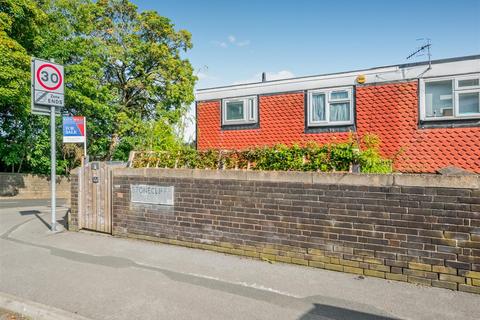 3 bedroom townhouse for sale, Stonecliffe View, Farnley, Leeds