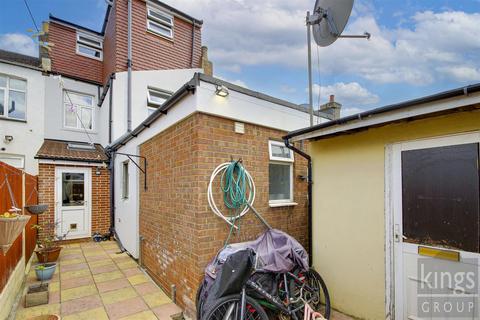 4 bedroom terraced house for sale, Winchester Road, Edmonton, N9