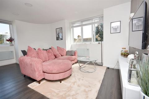 1 bedroom flat for sale, Gildredge Road, Eastbourne