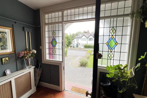 7 Dee Park Road, Wirral, CH60 3RG