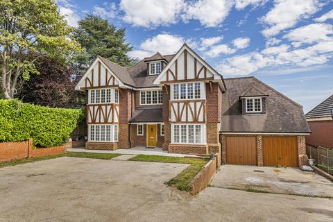 5 bedroom detached house for sale, The Hillside, Orpington