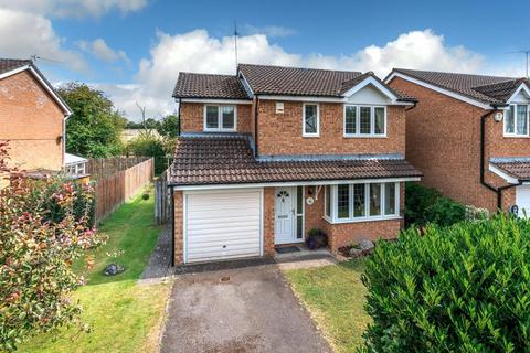 4 bedroom detached house for sale, Mill End Close, Eaton Bray, LU6 2FH