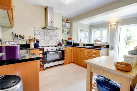 3 bedroom semi-detached house for sale, Dagmar Grove, Beeston