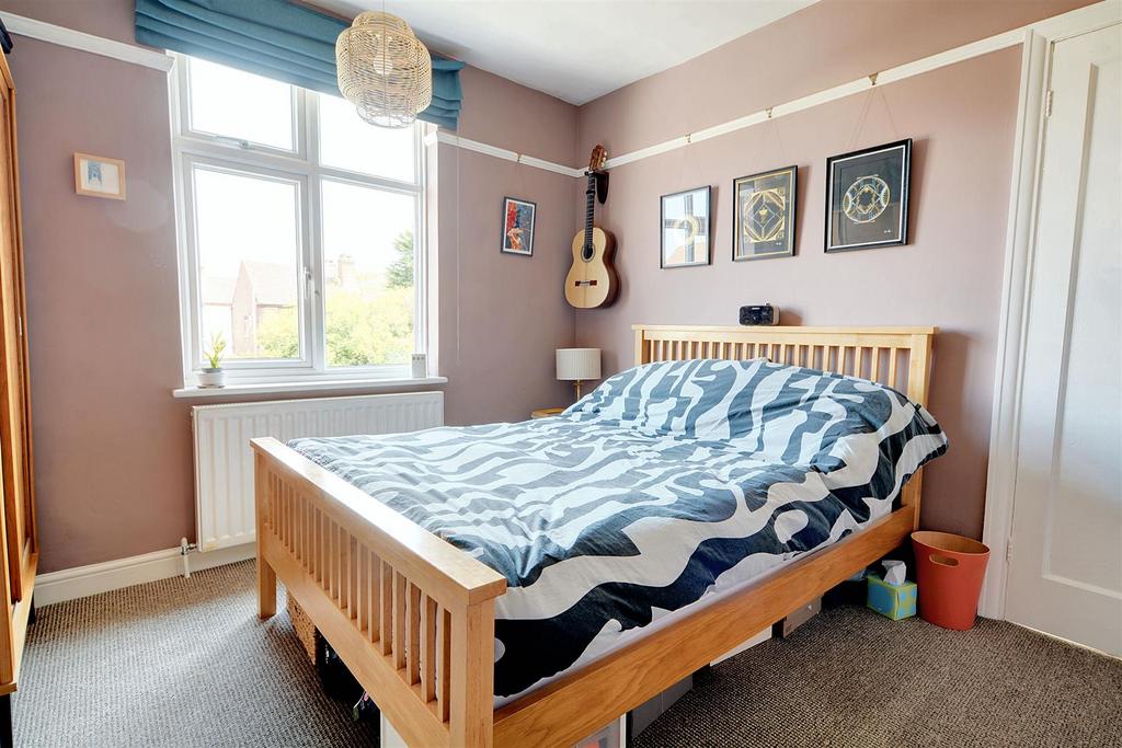 Bedroom 1 1.jpeg