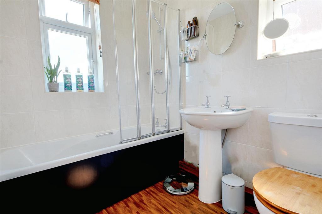 Bathroom.jpeg
