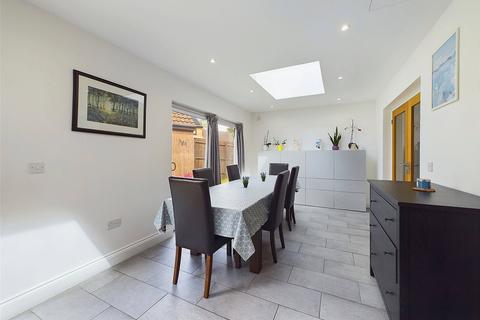 1 Bittern Close, Kelvedon, Colchester, CO5 9PQ