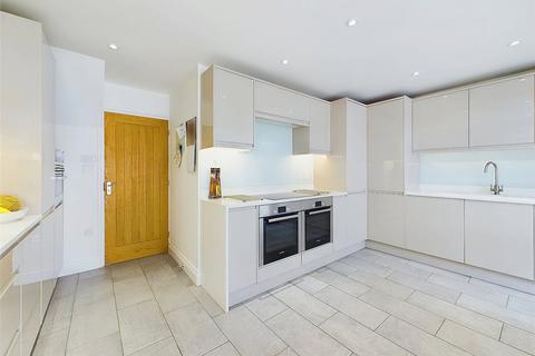 1 Bittern Close, Kelvedon, Colchester, CO5 9PQ