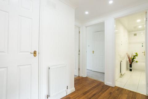 205/4 Duddingston Park South, Edinburgh, EH15 3EJ