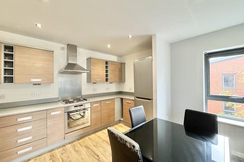 2 bedroom flat to rent, Bouverie Court, Leeds City Centre