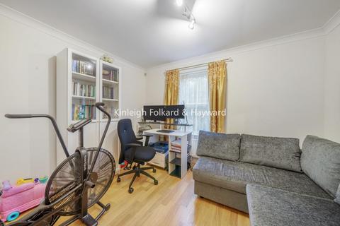 2 bedroom flat for sale, Woodside Grange Road, North Finchley