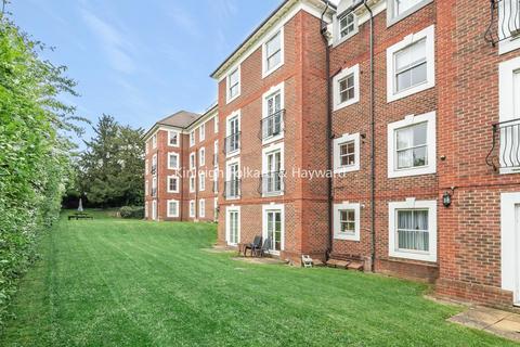 2 bedroom flat for sale, Woodside Grange Road, North Finchley