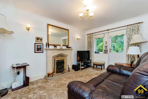 9 Pickhill Mews, Uppermill, Oldham, OL3 6LY